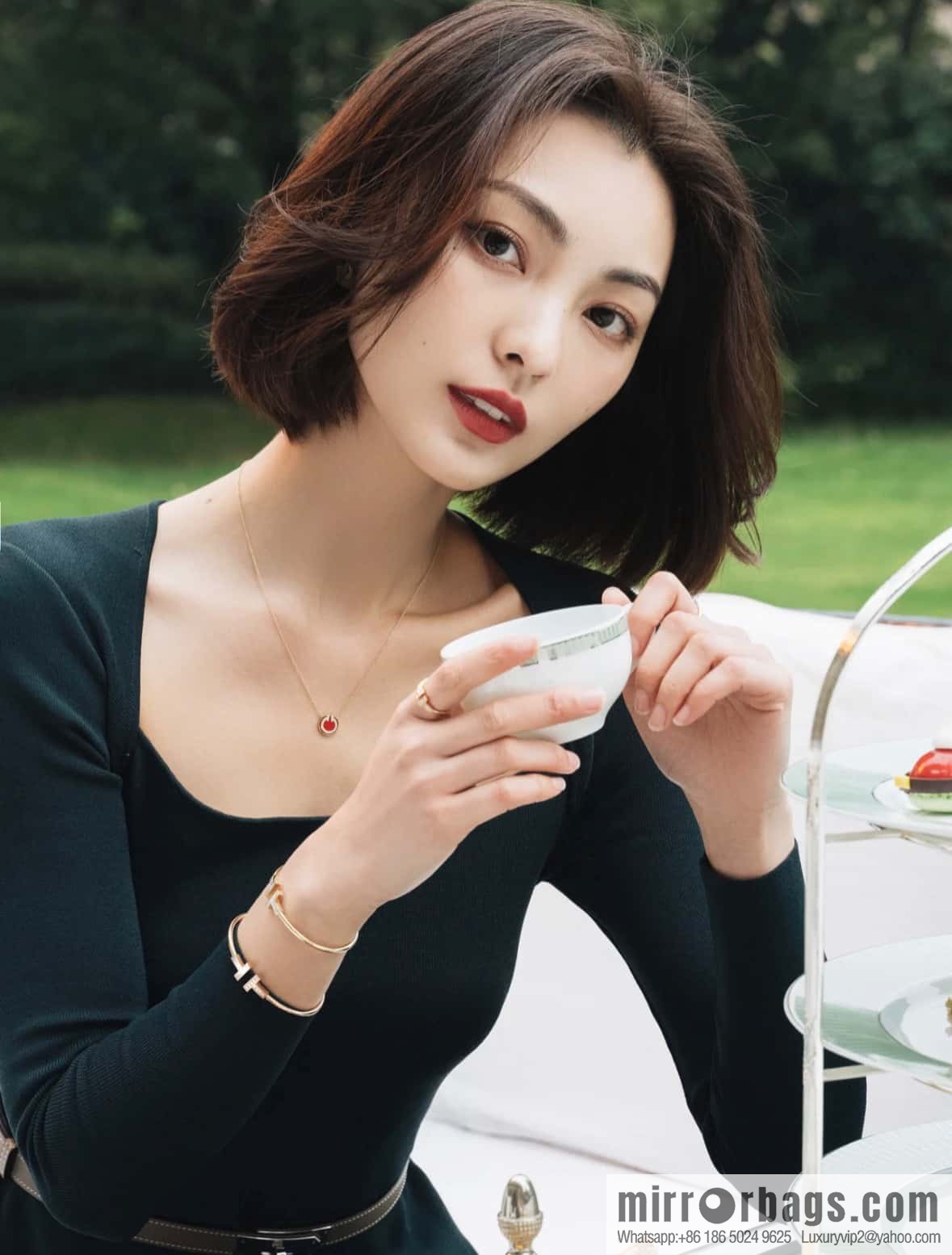 Double white shell model, white shell with diamond model ☀️ original order ☀️ Tiffany & co Tiffany, classic T series, white shell with diamond silver rose gold double T bracelet ☀️