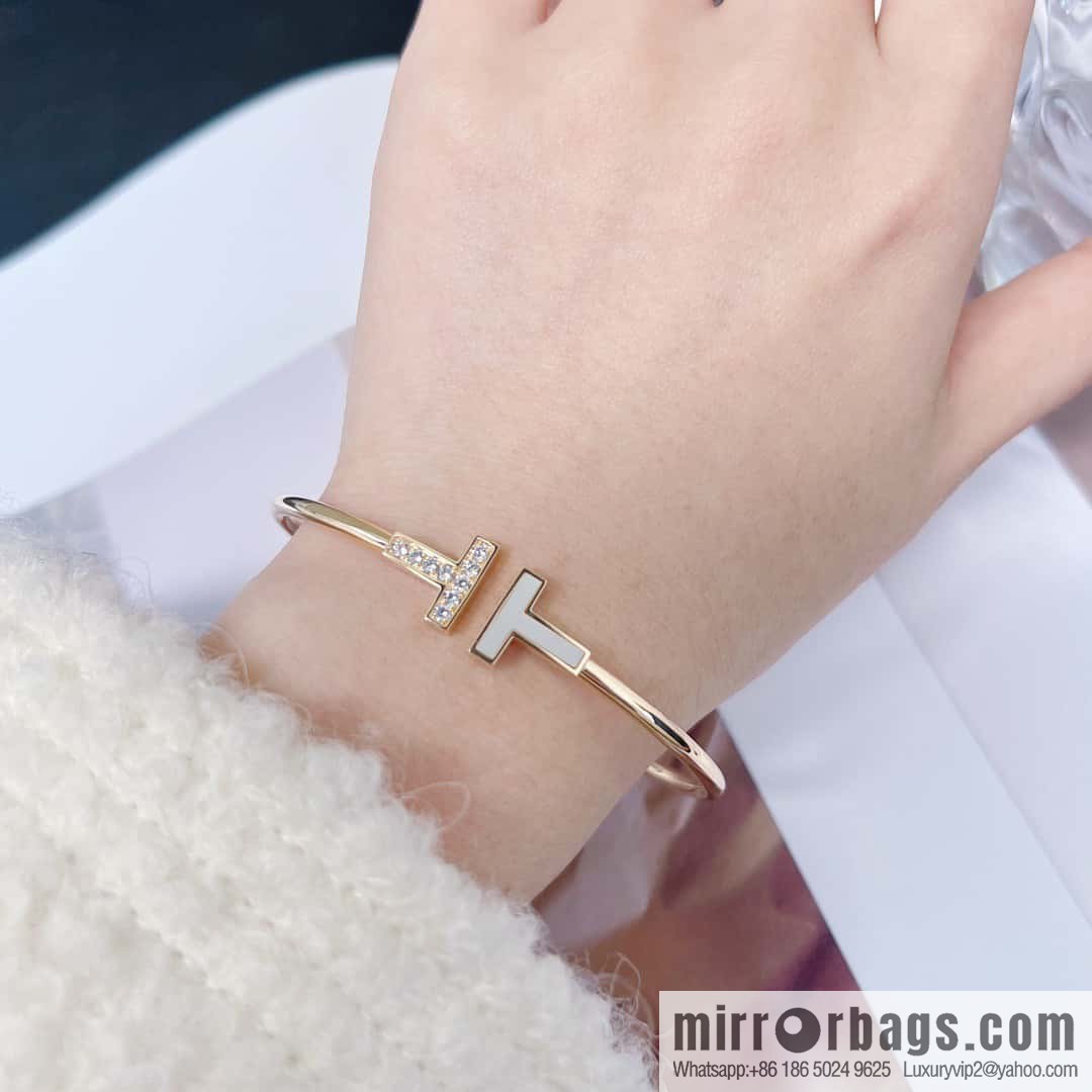 Double white shell model, white shell with diamond model ☀️ original order ☀️ Tiffany & co Tiffany, classic T series, white shell with diamond silver rose gold double T bracelet ☀️