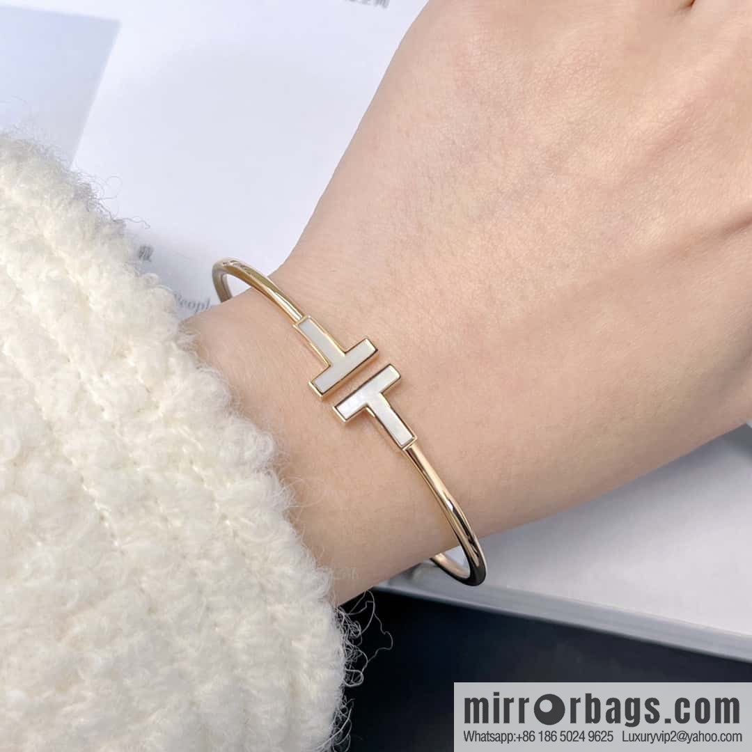 Double white shell model, white shell with diamond model ☀️ original order ☀️ Tiffany & co Tiffany, classic T series, white shell with diamond silver rose gold double T bracelet ☀️
