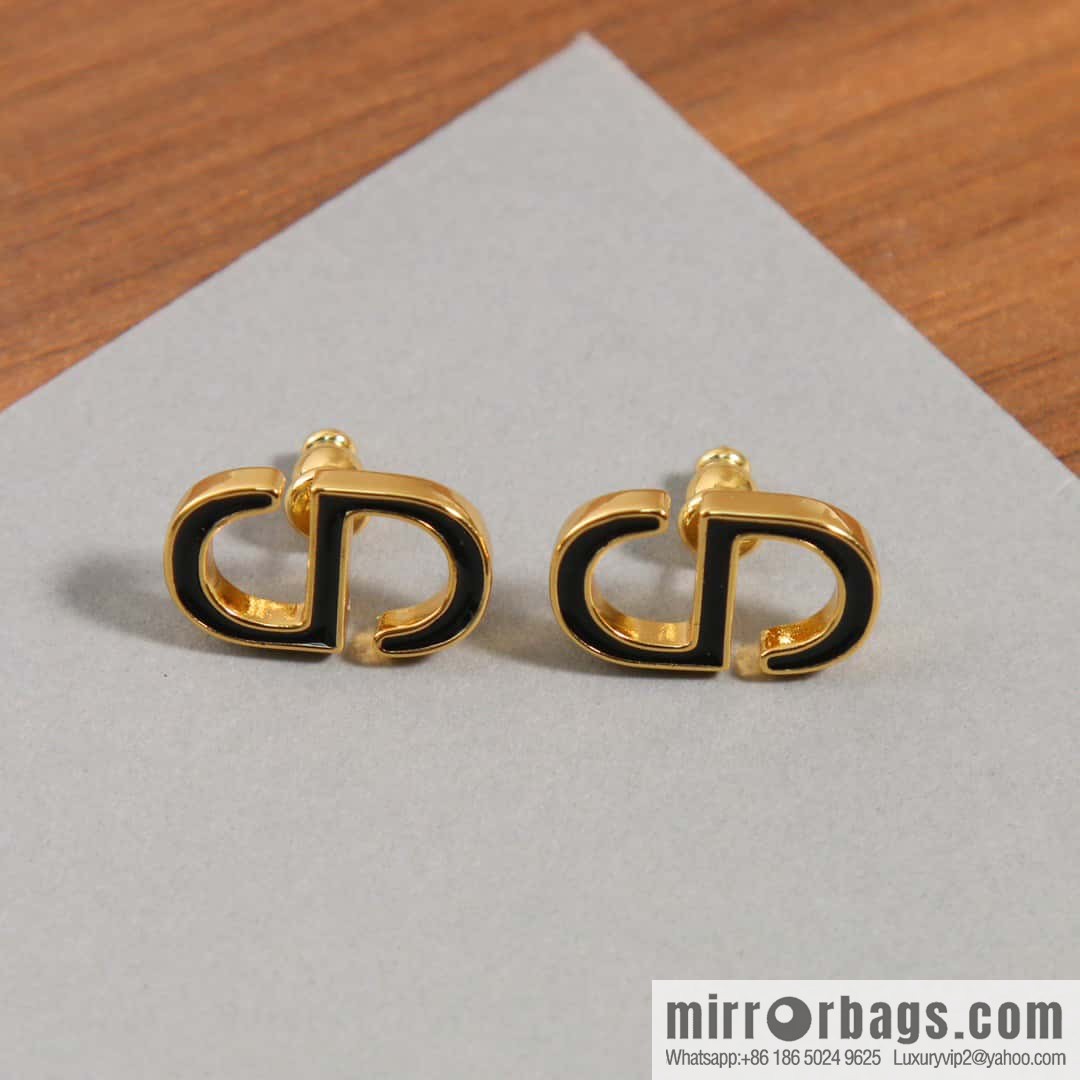 New ☑️ DIOR black enamel CD stud earrings