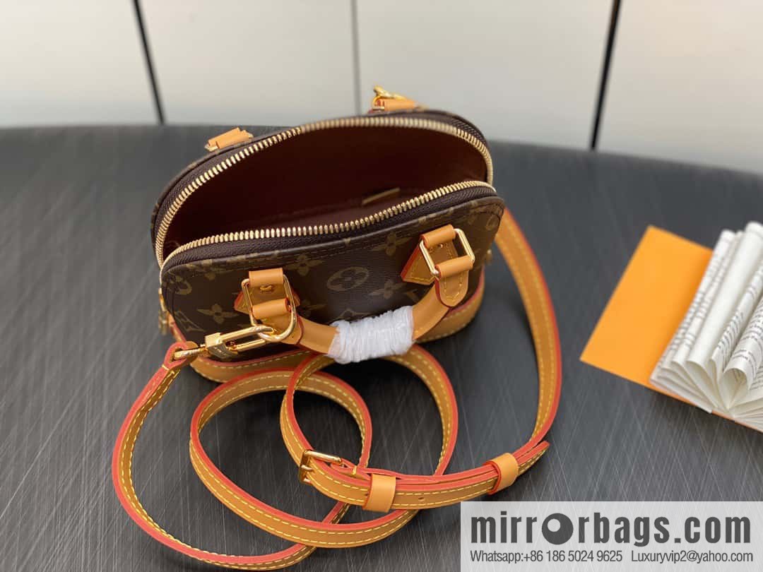 [Premium‑quality] M82717 monogram mini shell bag series New launch Nano Alma handbag
