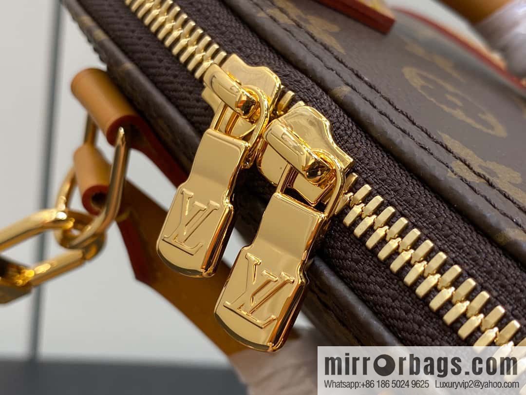[Premium‑quality] M82717 monogram mini shell bag series New launch Nano Alma handbag