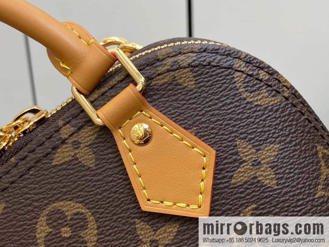 [Premium‑quality] M82717 monogram mini shell bag series New launch Nano Alma handbag