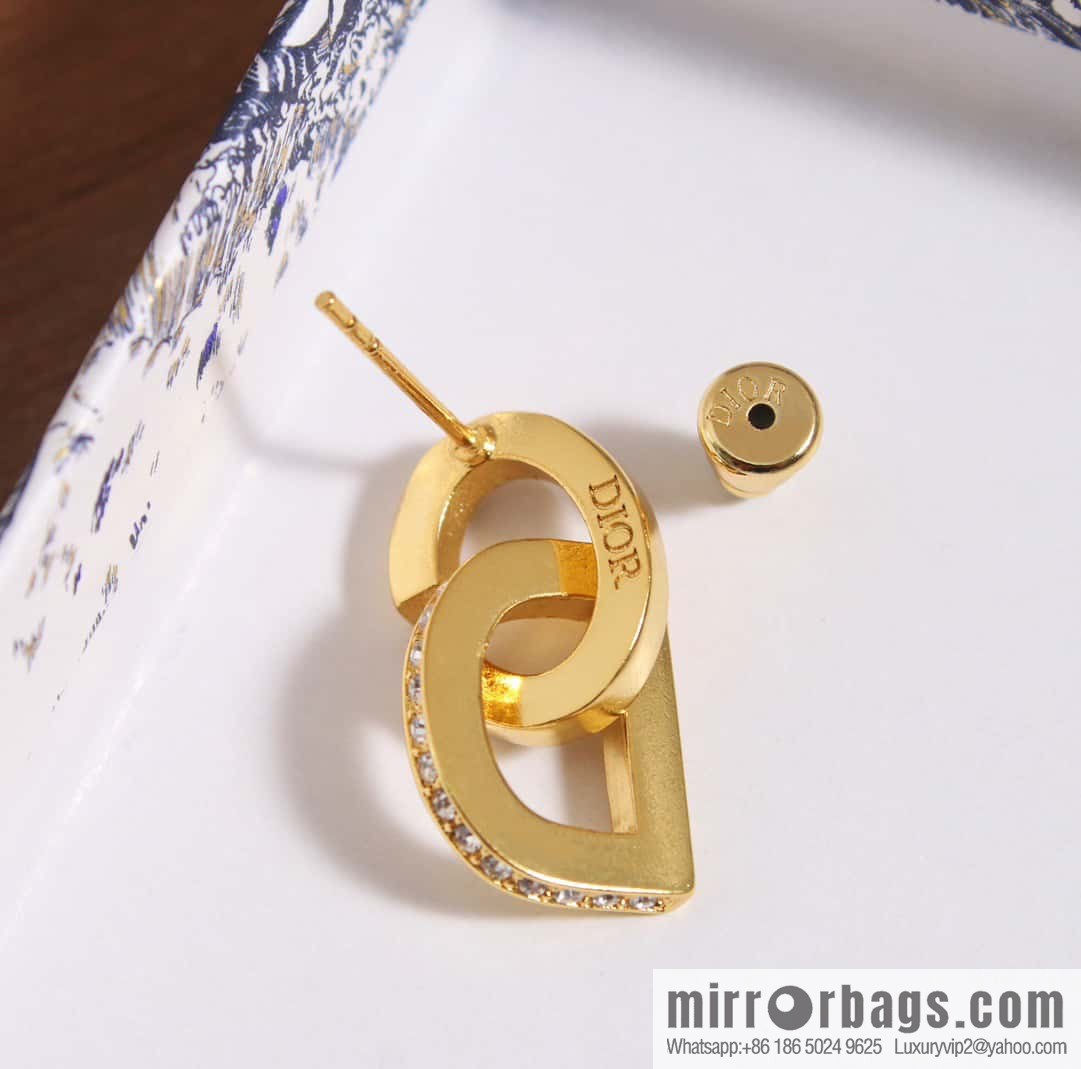 New ☑️ DIOR CD edge drill stud earrings