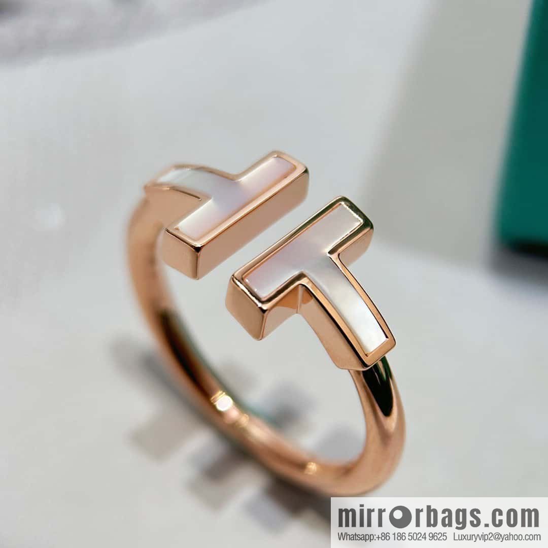 ☀️Tiffany & co Tiffany, classic T series, white shell belt diamond rose gold double T ring ☀️