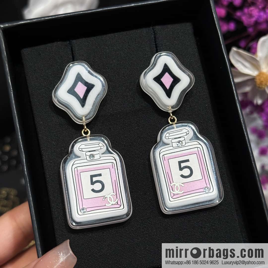 ❗️New ❗️ Chanel stud earrings ☀️ new ☑️ Chanel C2 perfume bottle stud earrings ☀️