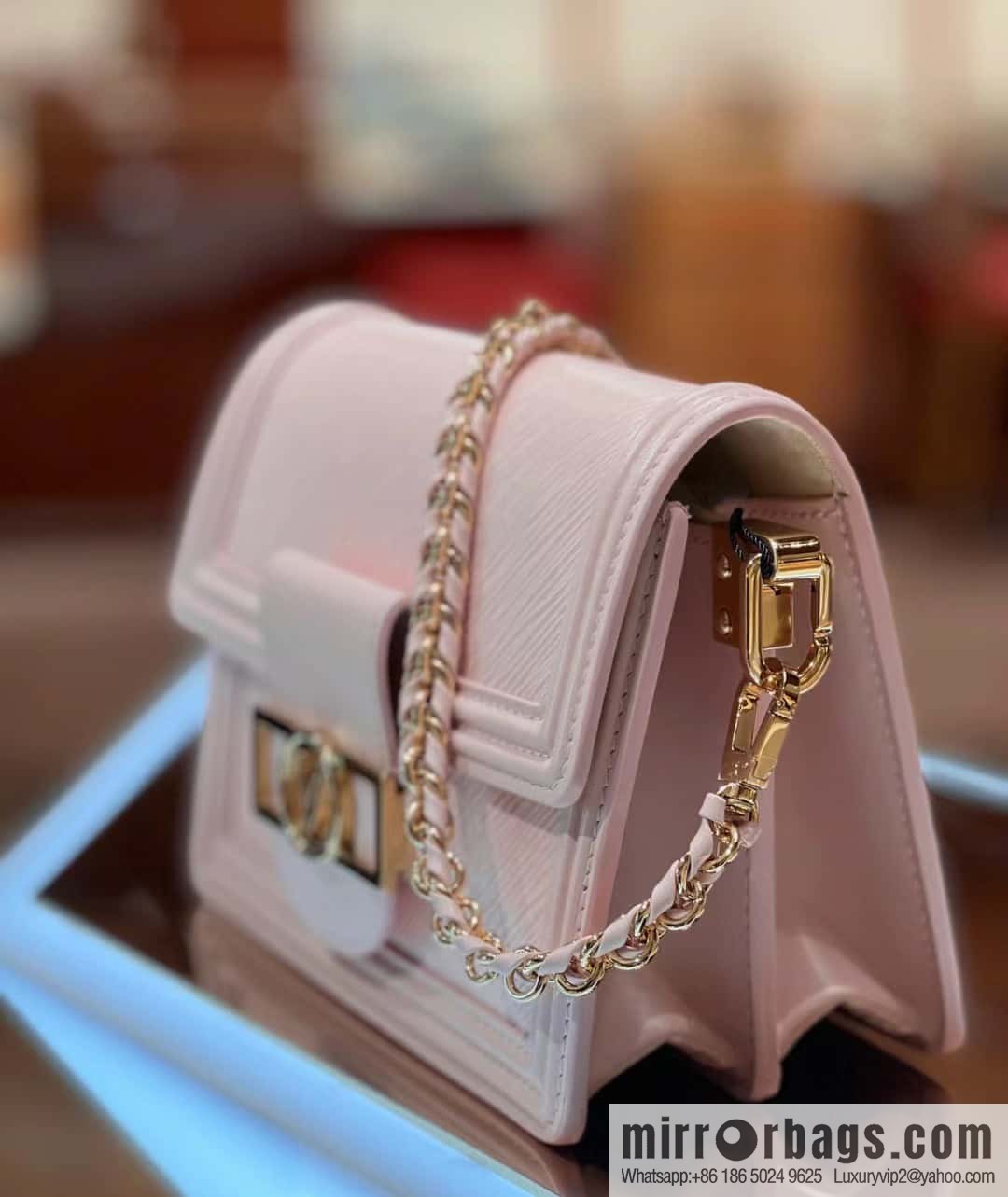 [Boutique‑grade] M23558 pink epi Dauphine series Dauphine mini handbag M23559