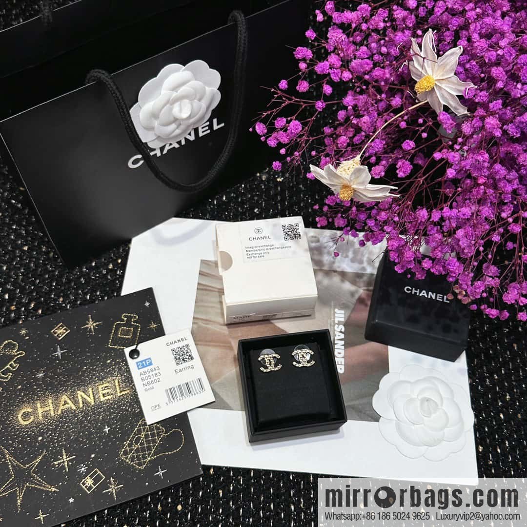 ❗️New ❗️ Chanel stud earrings ☀️ original order ☀️ new ☑️ Chanel CHANEL gold diamond stud earrings ☀️