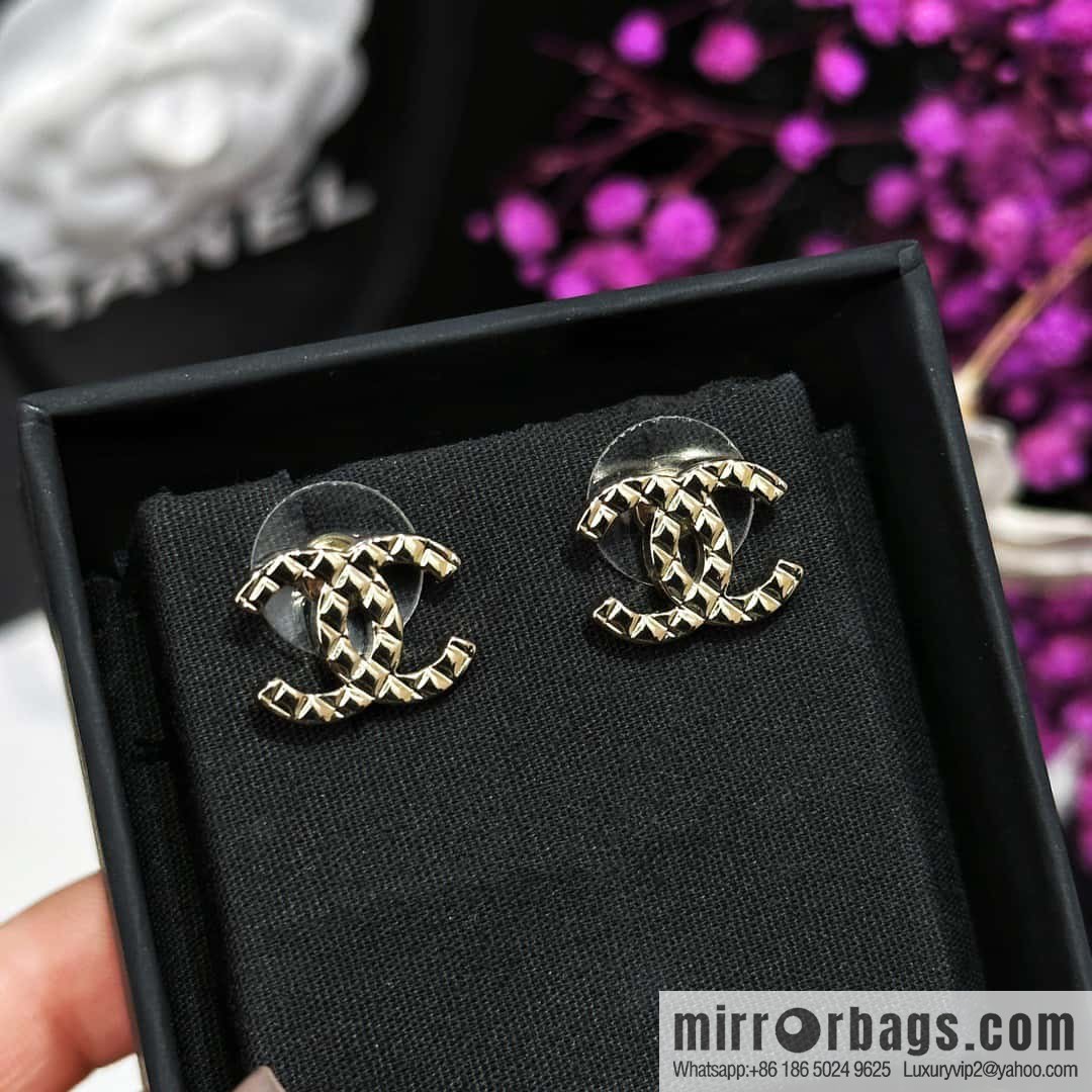 ❗️New ❗️ Chanel stud earrings ☀️ original order ☀️ new ☑️ Chanel CHANEL gold diamond stud earrings ☀️