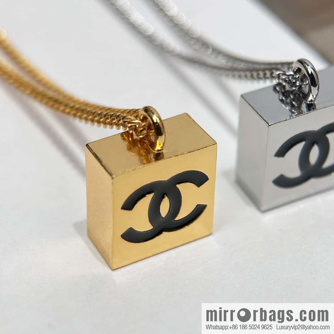 ❗️New ❗️ Chanel necklace ☀️ new ☑️ Chanel medieval series square double c necklace ☀️