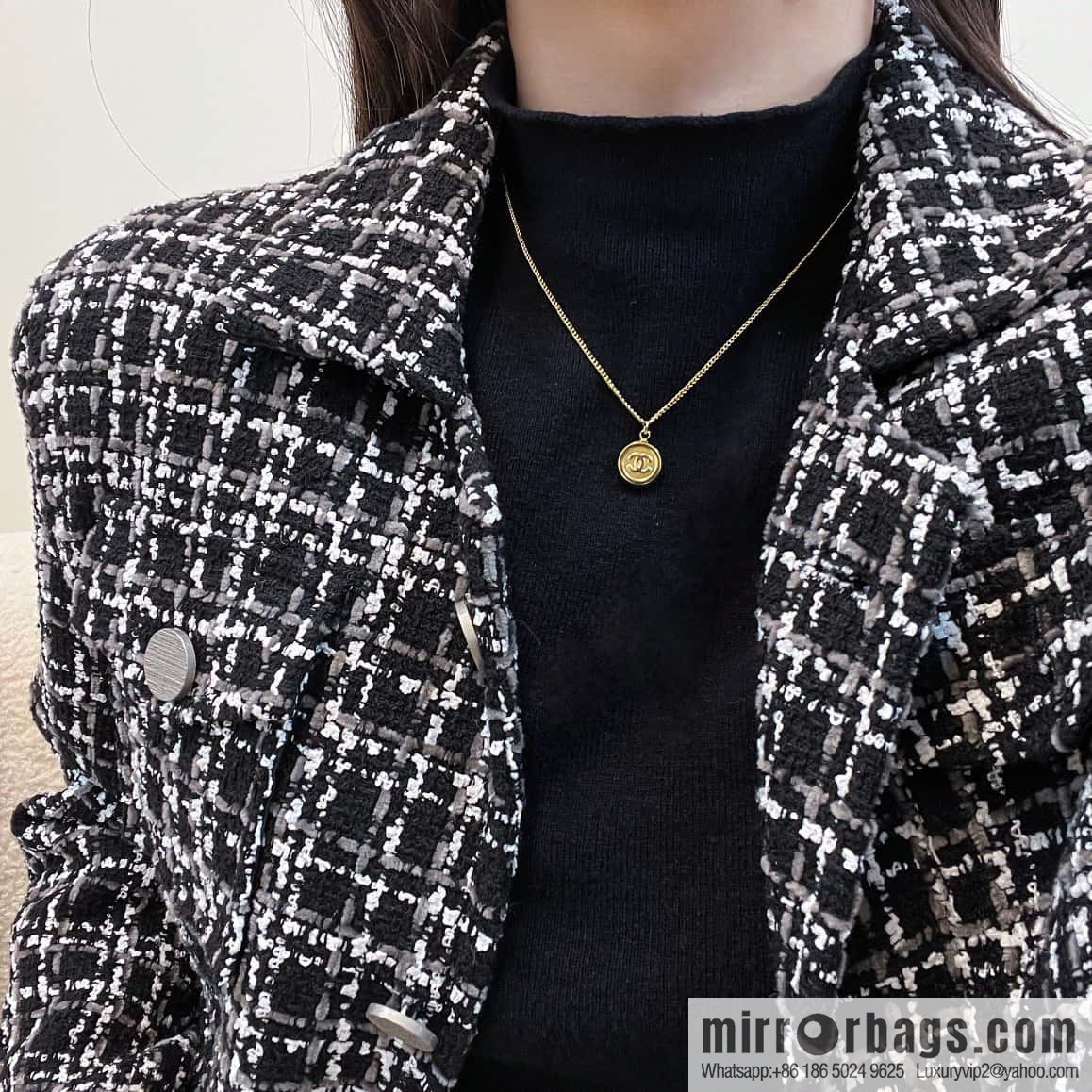 ❗️New ❗️ Chanel necklace ☀️ new ☑️ Chanel medieval series round double c necklace ☀️