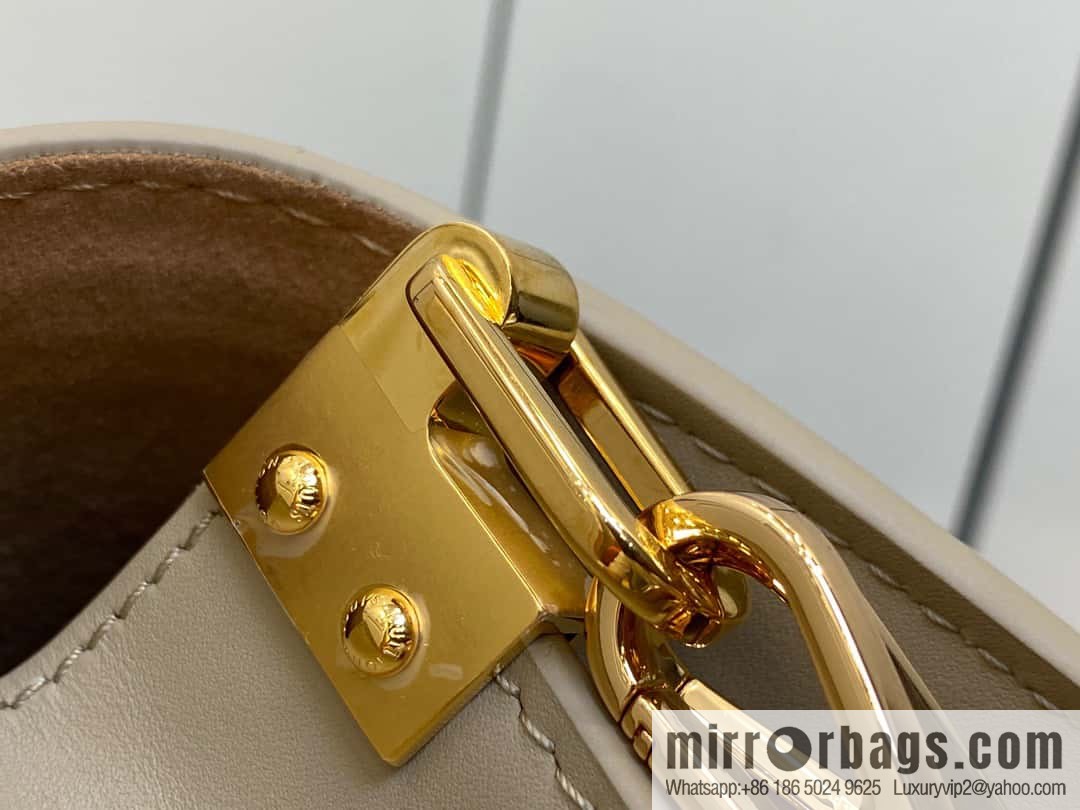 [Boutique‑grade] M23559 khaki epi Dauphine series Dauphine mini handbag