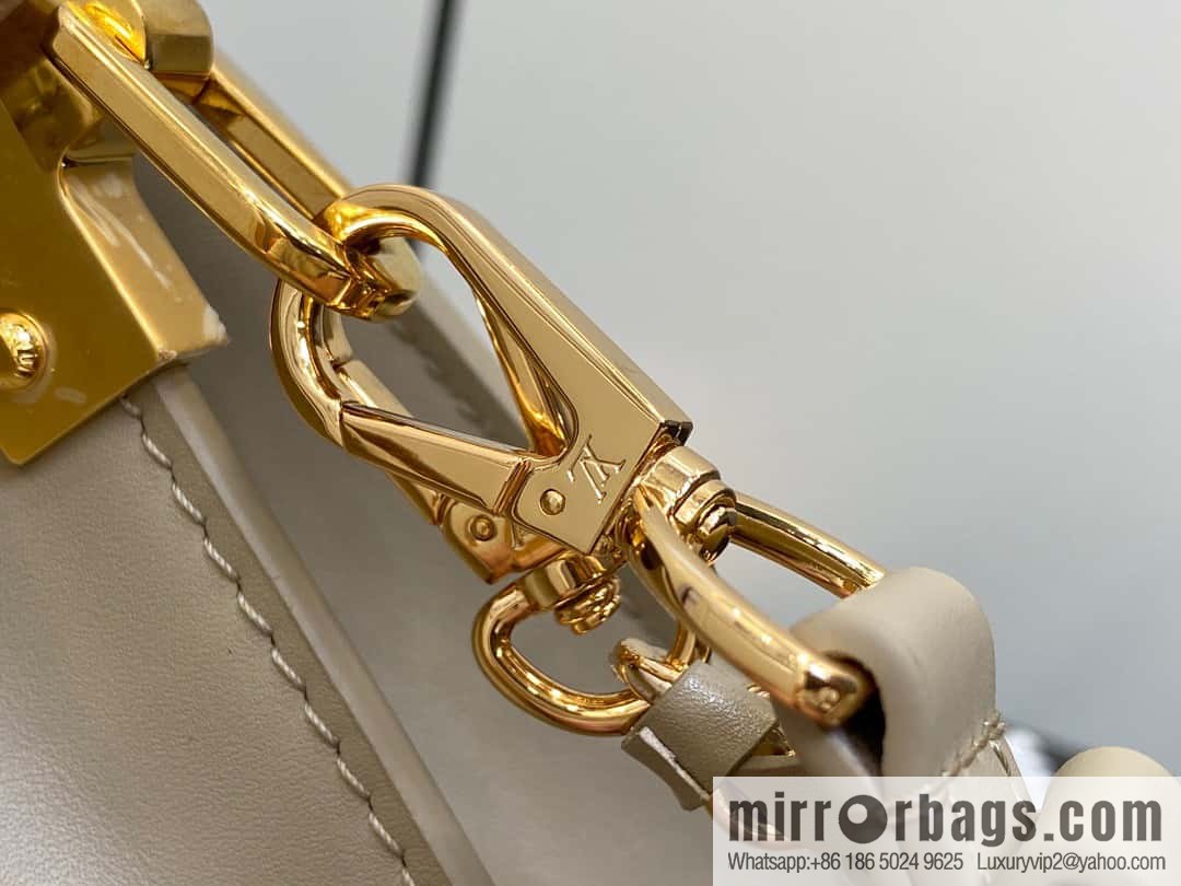[Boutique‑grade] M23559 khaki epi Dauphine series Dauphine mini handbag