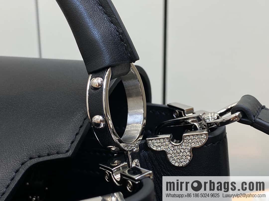 [Boutique‑grade] M51783 black full leather cap that English series, flower crown and white diamond Capucines small handbag