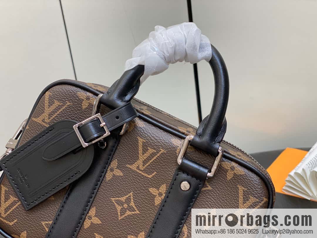 [Boutique‑grade] M82770 monogram mini men's bag briefcase series NANO PORTE DOCUMENTS VOYAGE handbag