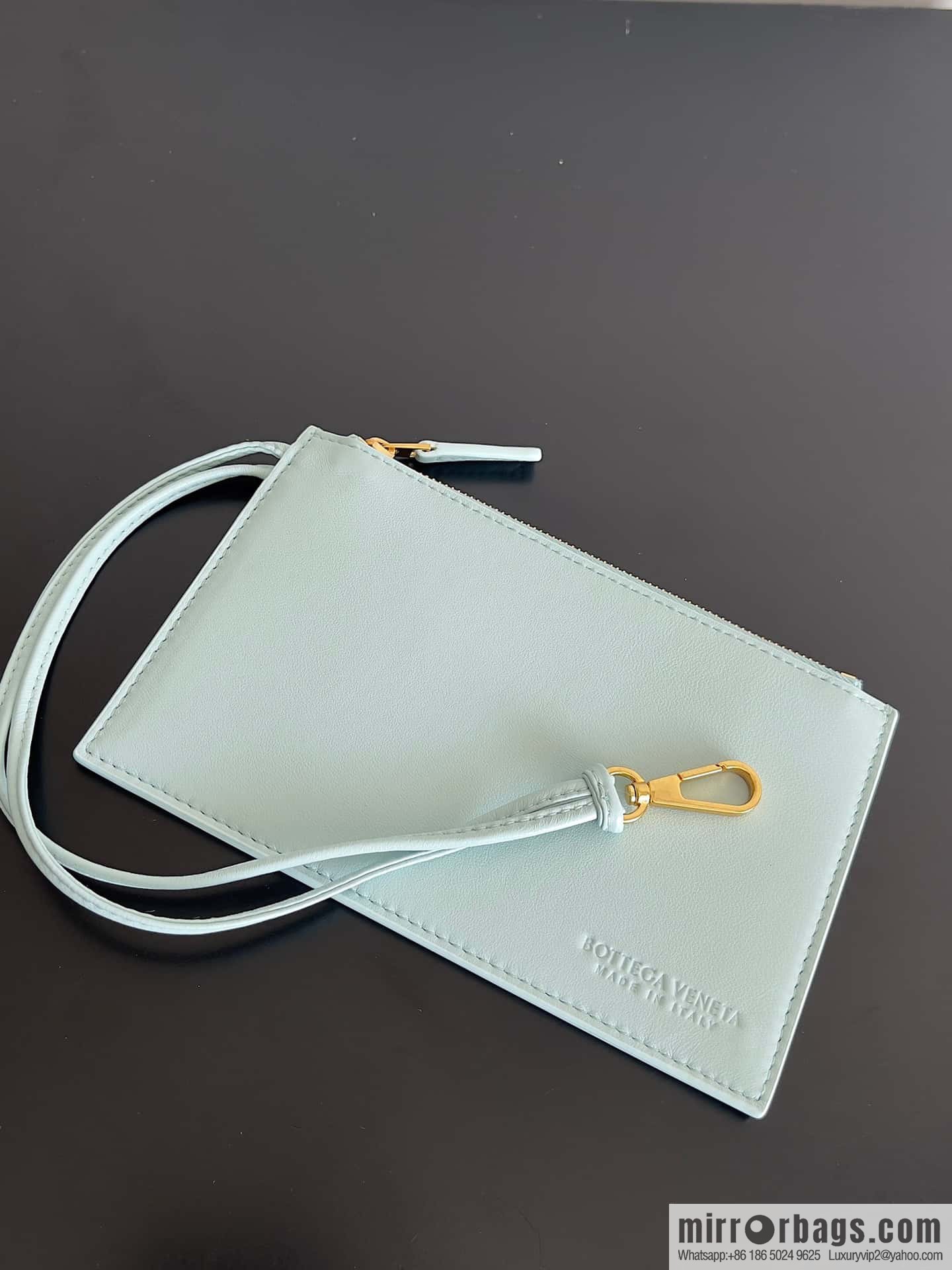 BV Cabat Bucket bucket bag model number: 753172 teal blue