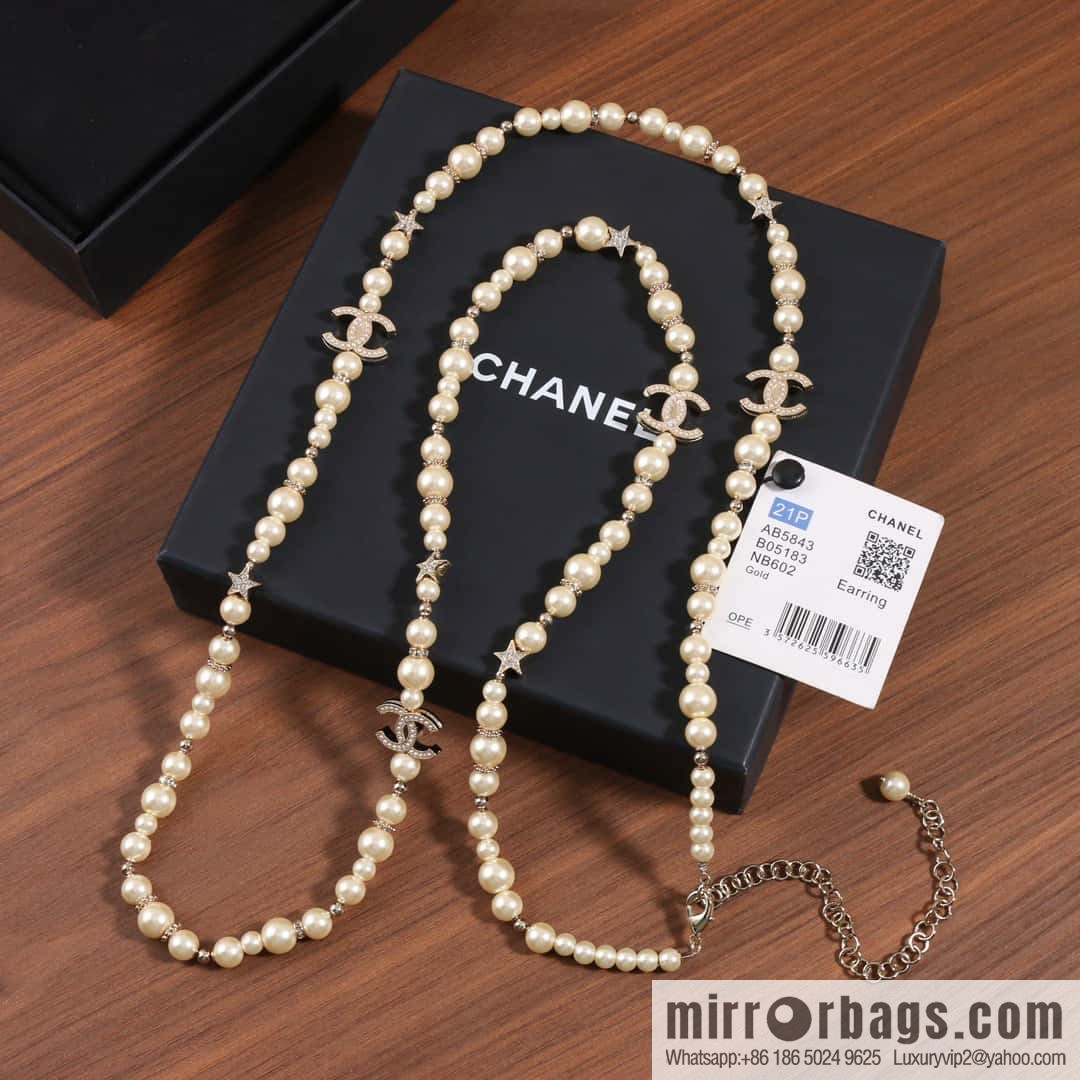 ☀️New ☑️ Chanel Double C Pearl Pentagram ⭐ Star Sweater Chain Necklace