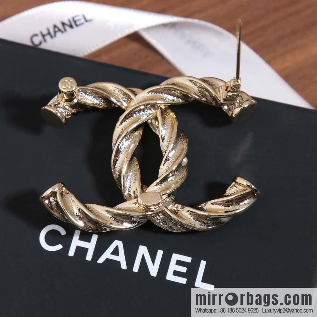 ☀️New ☑️ Chanel Double C Pink Diamond Pearl Brooch