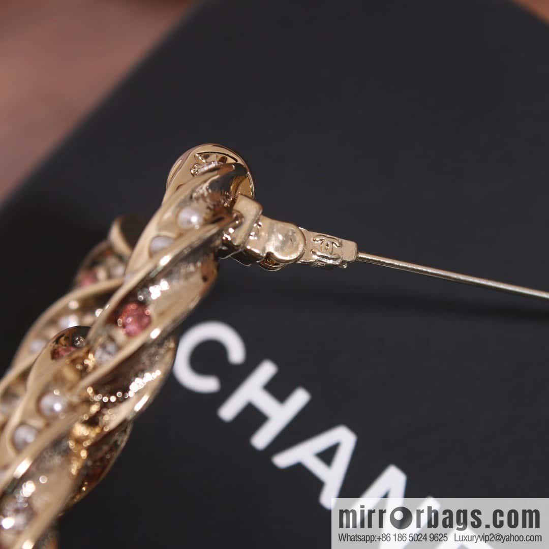 ☀️New ☑️ Chanel Double C Pink Diamond Pearl Brooch