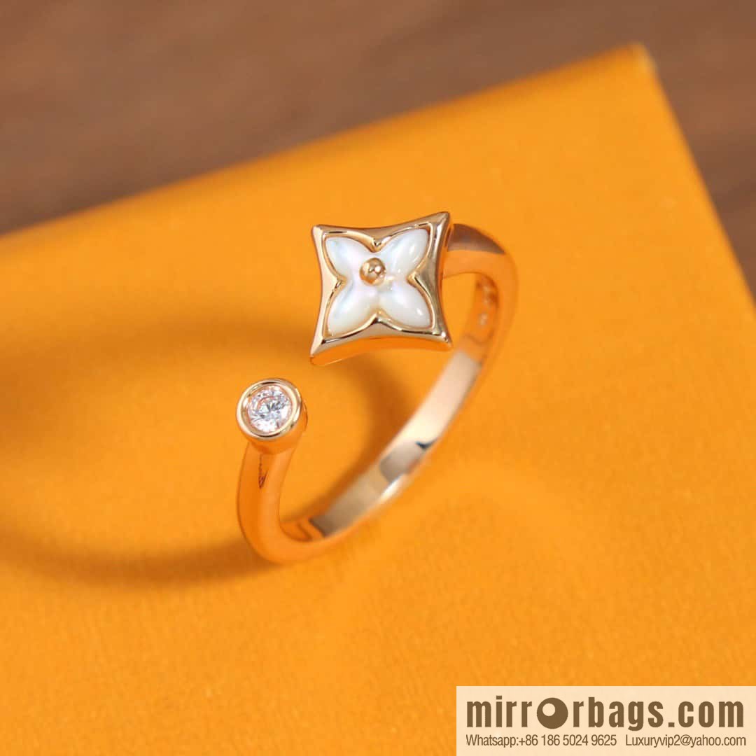 ☀Louis Vuitton COLOR BLOSSOM MINI STAR Pink shell, white shell diamond ring