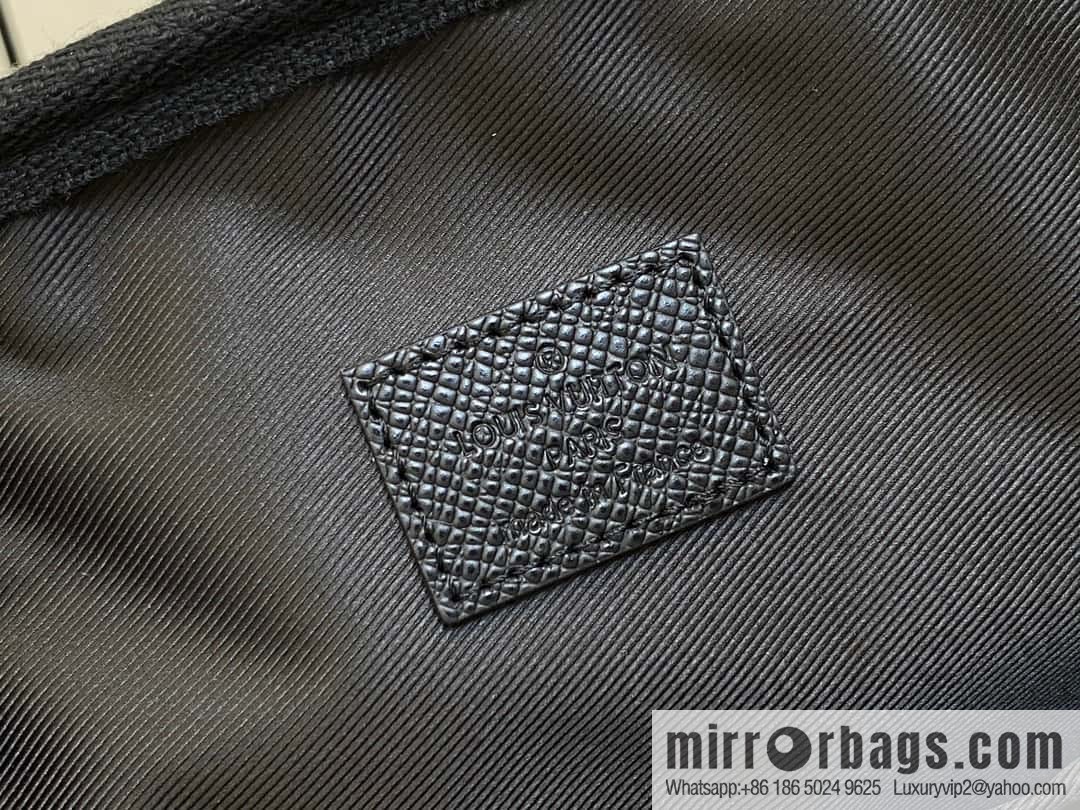 LV [Premium‑quality] M30977 black full leather, cross pattern backpack series Avenue backpack