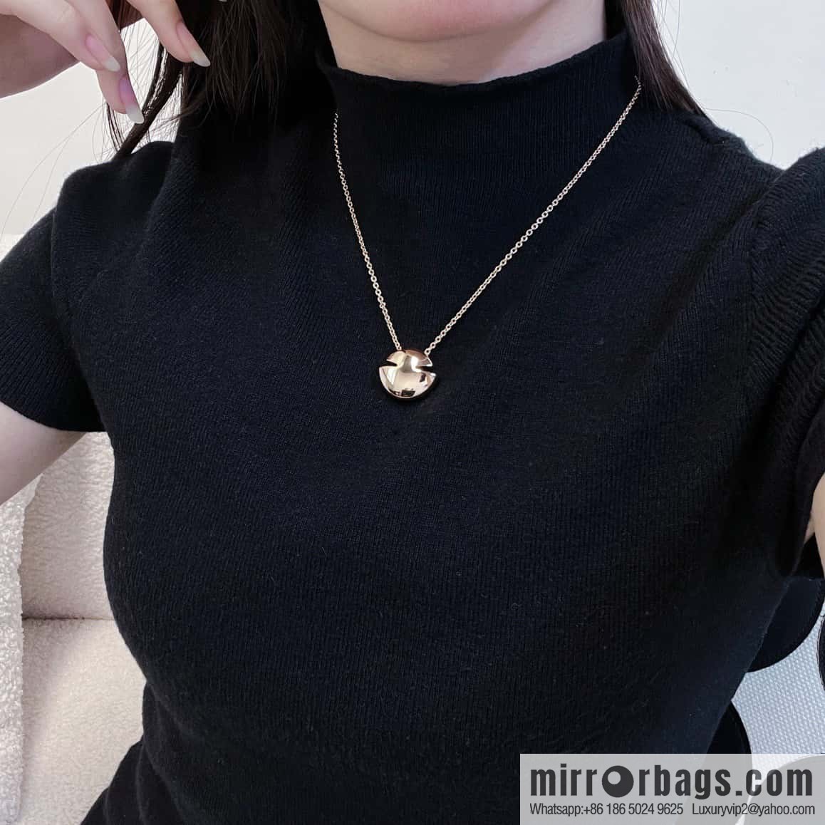 ❗New ❗ ☀ Original ☀ BVLGARI CABOCHON Glossy Oval Egg Necklace ☀