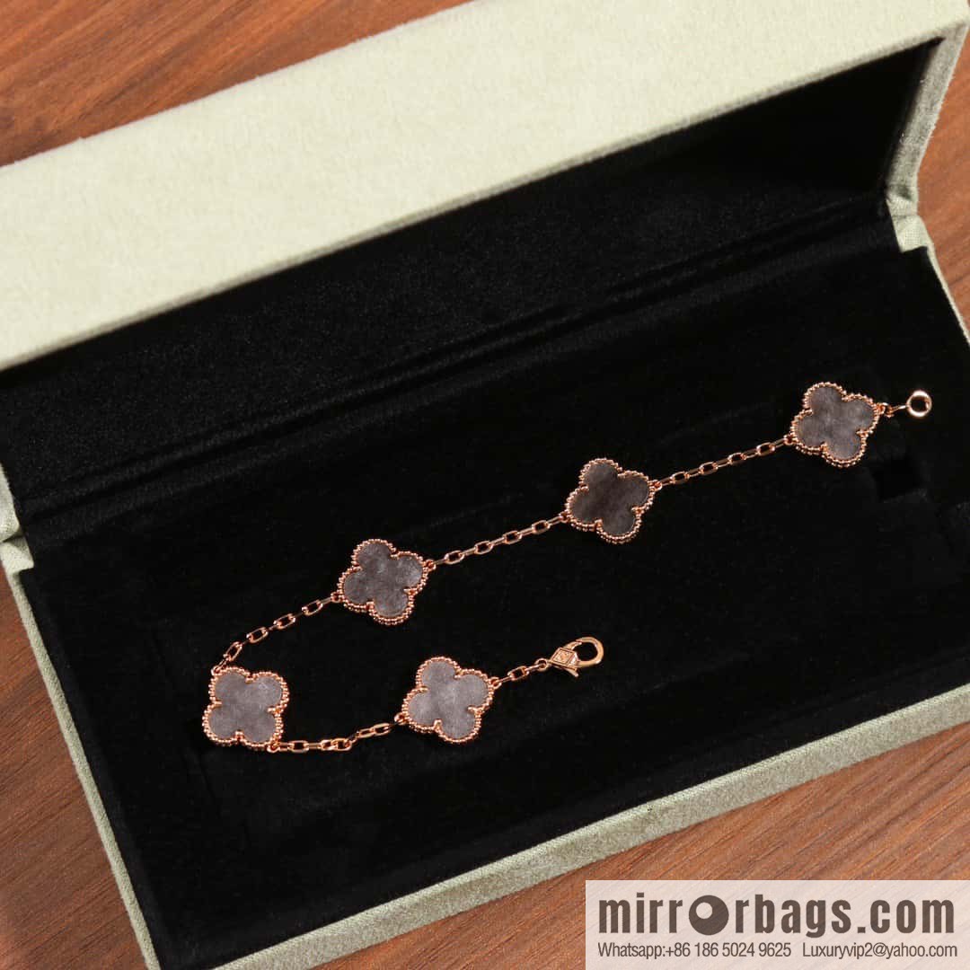 ☀️Van Cleef & Arpels Silver Obsidian Five Flowers Bracelet ☀