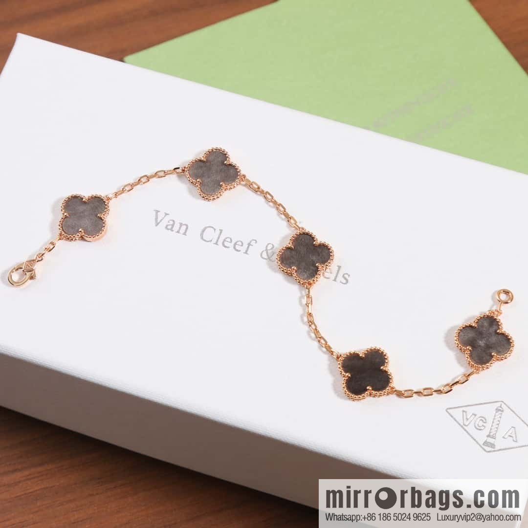 ☀️Van Cleef & Arpels Silver Obsidian Five Flowers Bracelet ☀