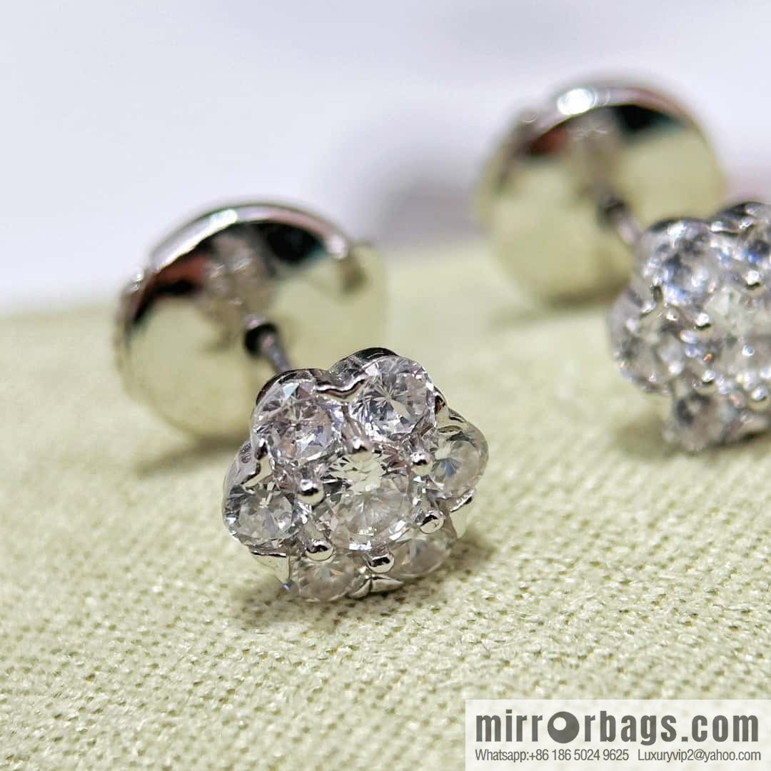 ❗️New ❗️ ☀️ Original ☀️ Van Cleef & Arpels Snowflake Earrings