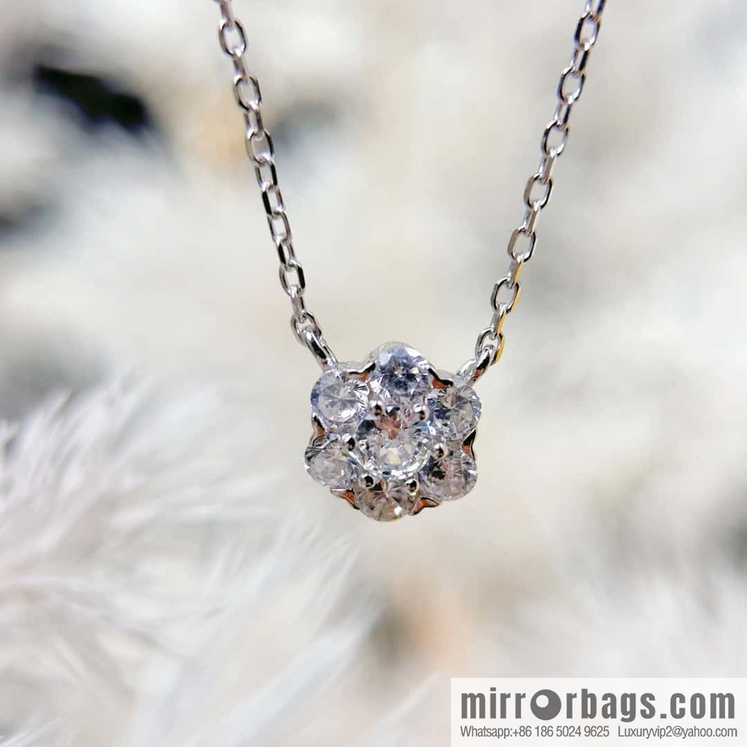 ❗️New ❗️ ☀️ Van Cleef & Arpels Snowflake, Necklace ☀