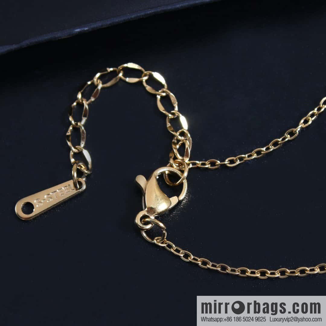 ☀️Celine Hollow Arc de Triomphe Necklace ☀️