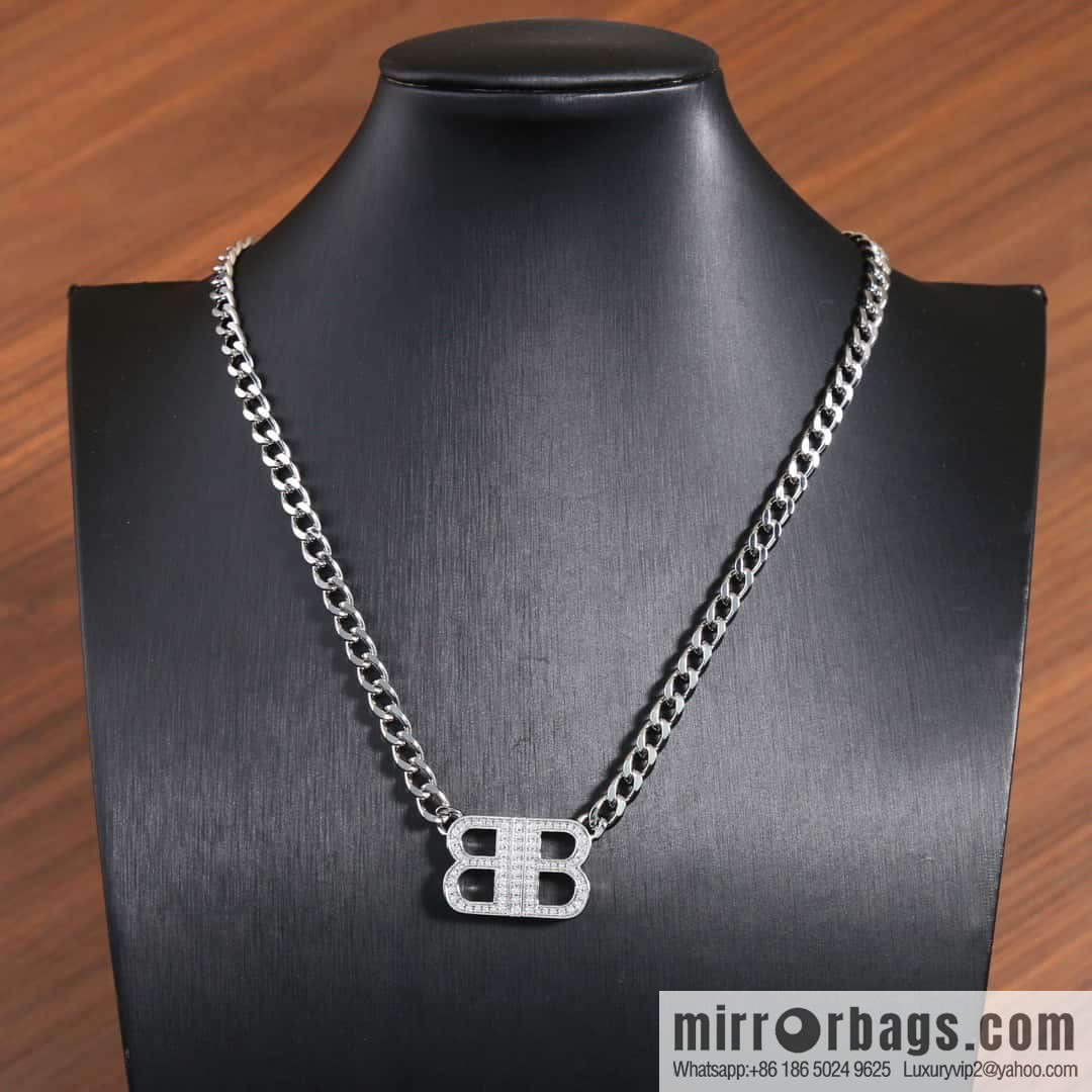 ☀️New Balenciaga BALENCIAGA Double B Full Diamond Necklace