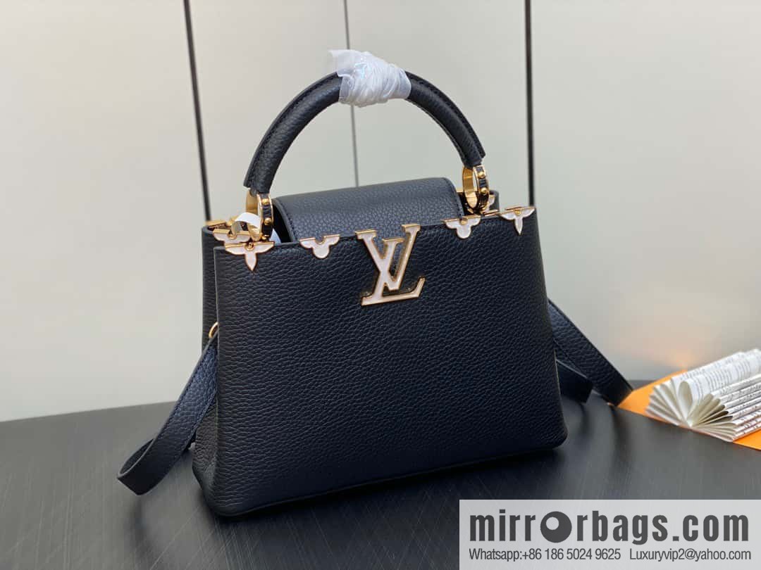 [Boutique‑grade] M23263 black full leather cap Naying series CAPUCINES BB handbag, this Capucines BB Flower Crown handbag