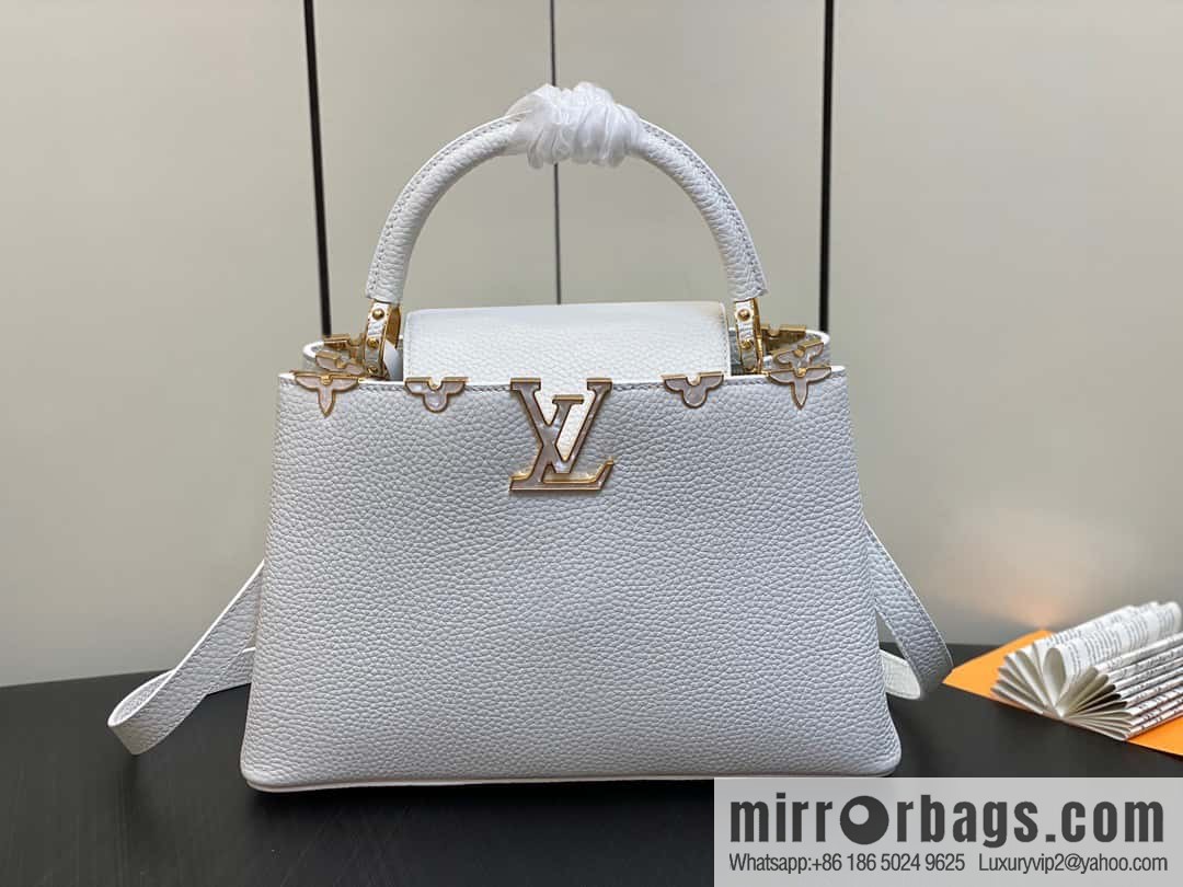 [Boutique‑grade] M23331 white, full leather cap, that English series CAPUCINES medium handbag, this Capucines BB Flower Crown handbag