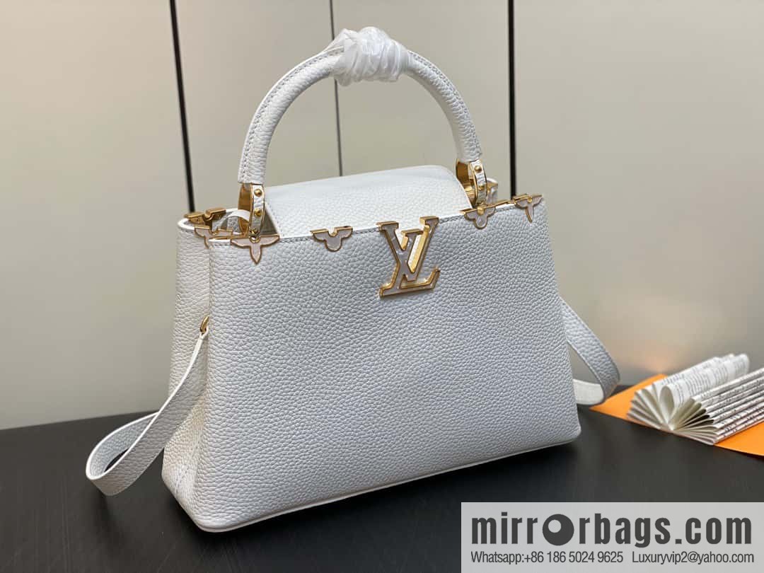 [Boutique‑grade] M23331 white, full leather cap, that English series CAPUCINES medium handbag, this Capucines BB Flower Crown handbag