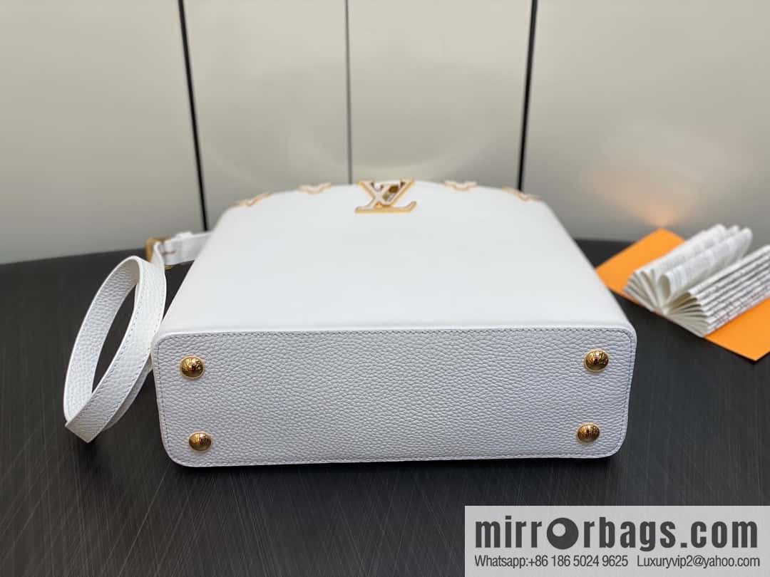 [Boutique‑grade] M23331 white, full leather cap, that English series CAPUCINES medium handbag, this Capucines BB Flower Crown handbag