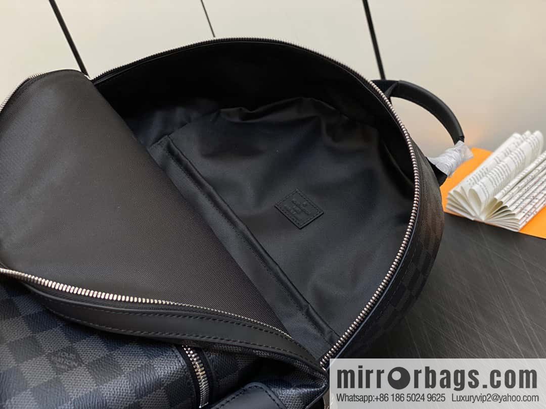 [Boutique‑grade] M22558 black flower backpack series M22558 M46553 monogram black leather DISCOVERY backpack