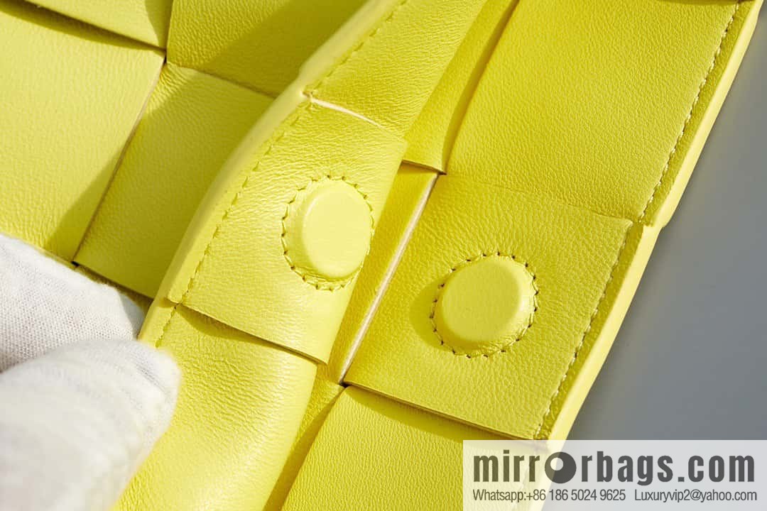 #BV 2023 Cassette Ribbon Underarm Bag, Model: 730543 Model 80846 Jelly Yellow