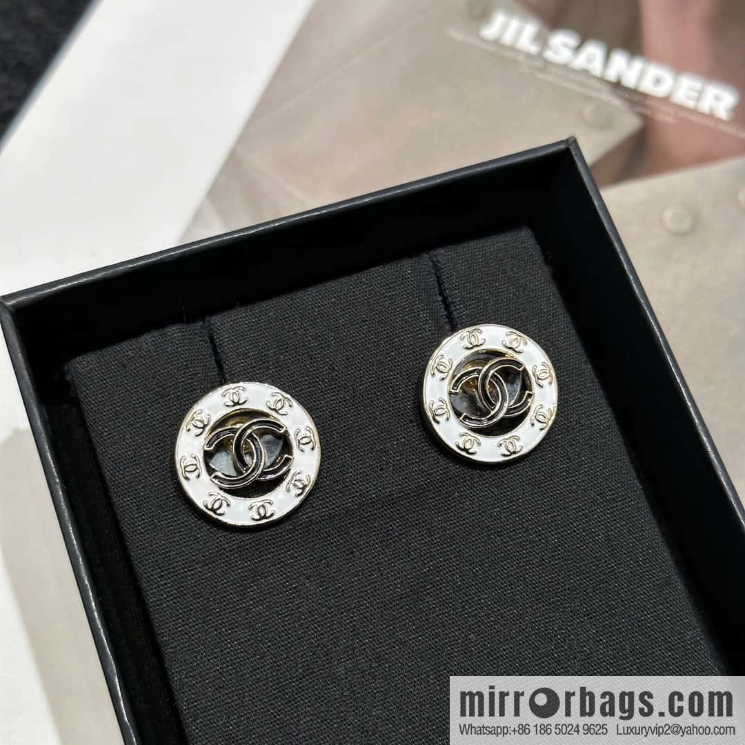 ❗️New ❗️☀️ new ☑️ chanel c1 double c round stud earrings ☀️