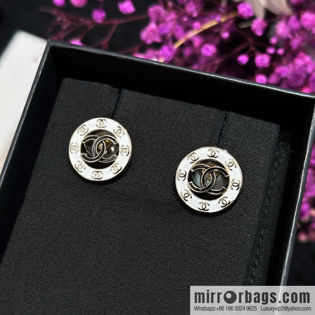 ❗️New ❗️☀️ new ☑️ chanel c1 double c round stud earrings ☀️