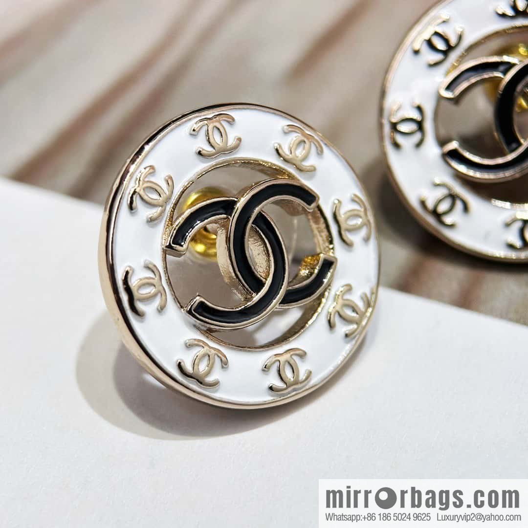❗️New ❗️☀️ new ☑️ chanel c1 double c round stud earrings ☀️