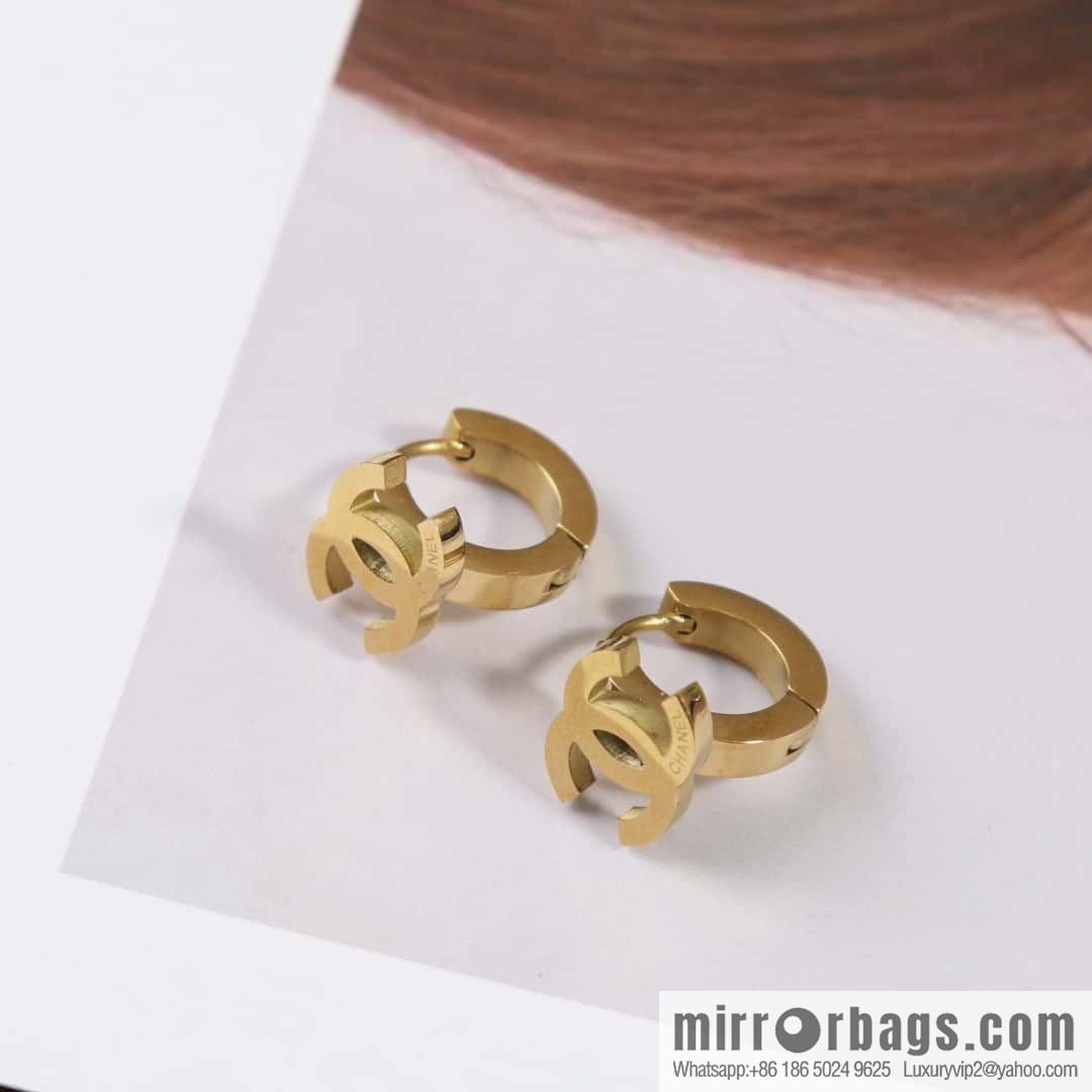 ☀️New ☑️ Chanel double c earrings