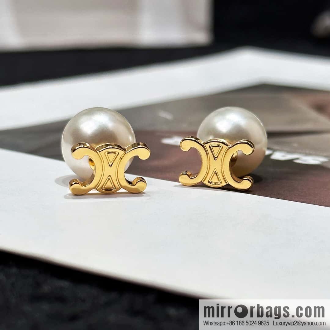 ❗️New ❗️ ☀️ New ☑️ Celine simple style Arc de Triomphe pearl stud earrings ☀️