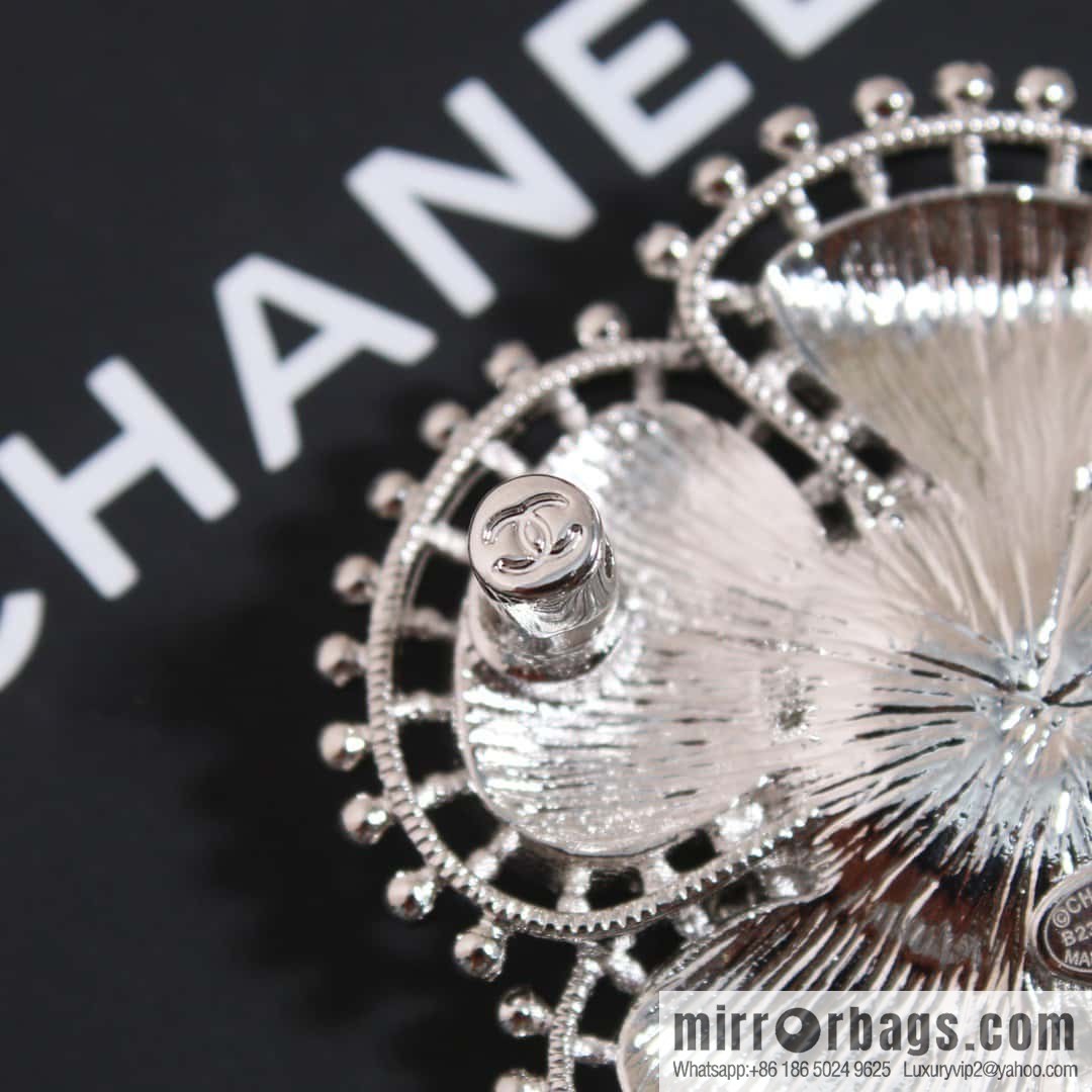 ☀️New ☑️ Chanel Double C Camellia Brooch ☀️