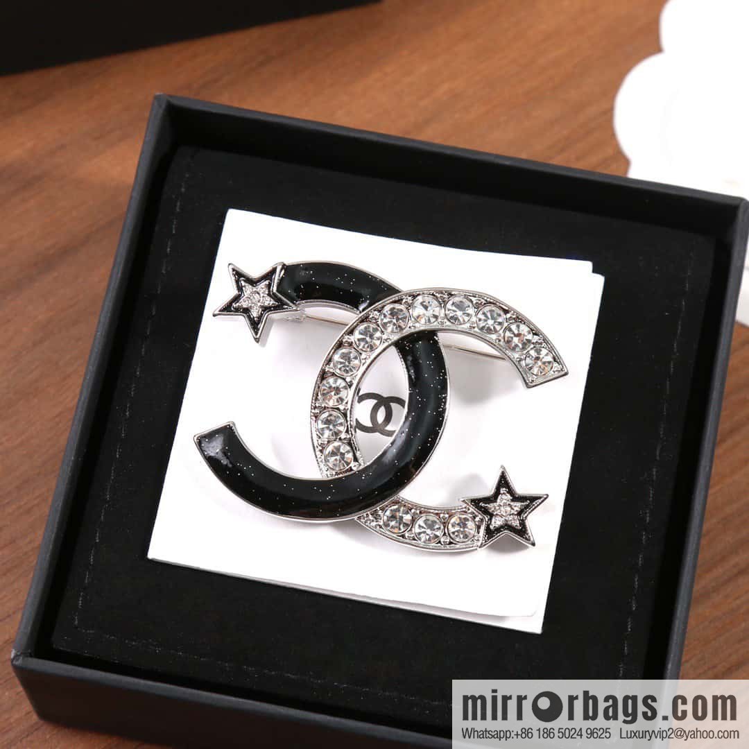 ☀️New ☑️ Chanel Double C Pentagram ⭐ Stars Full Diamond Brooch ☀️