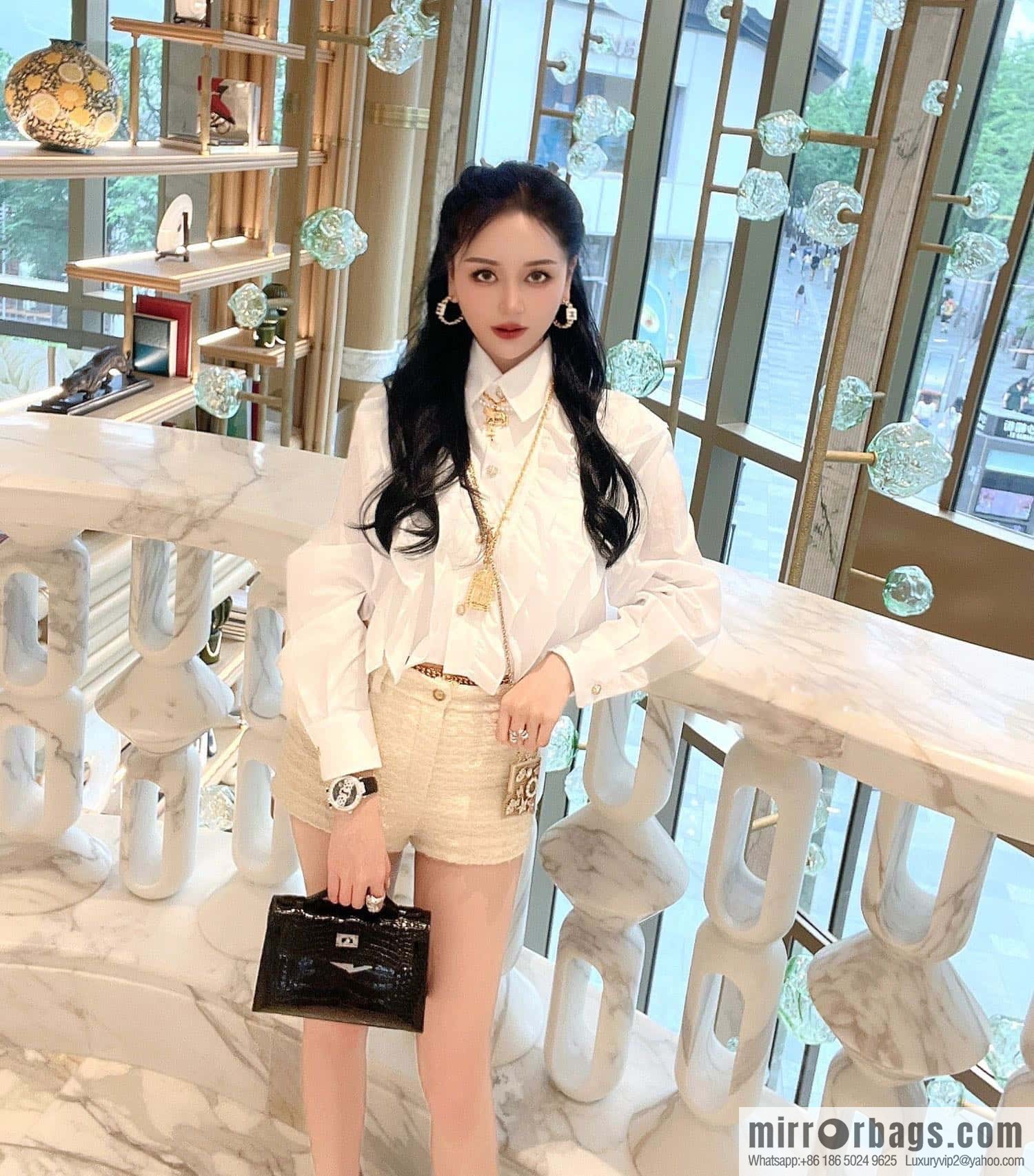 ❗️New ❗️ ☀☀️ 2021 new Chanel earphone bag messenger bag necklace sweater chain ☀