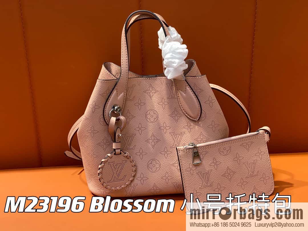 [Boutique‑grade] M23196 pink M23849 full leather bucket bag series Blossom small tote bag, gray gradual change (cut-out)