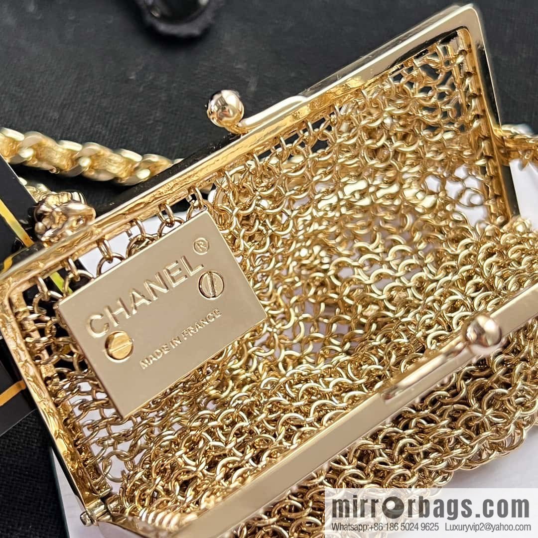 ❗️New ❗️ ☀☀️ 2021 new Chanel earphone bag messenger bag necklace sweater chain ☀