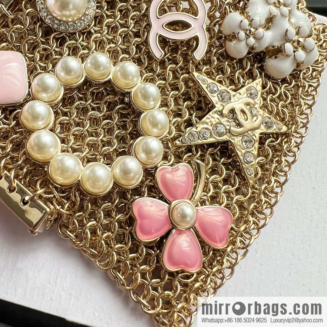 ❗️New ❗️ ☀☀️ 2021 new Chanel earphone bag messenger bag necklace sweater chain ☀