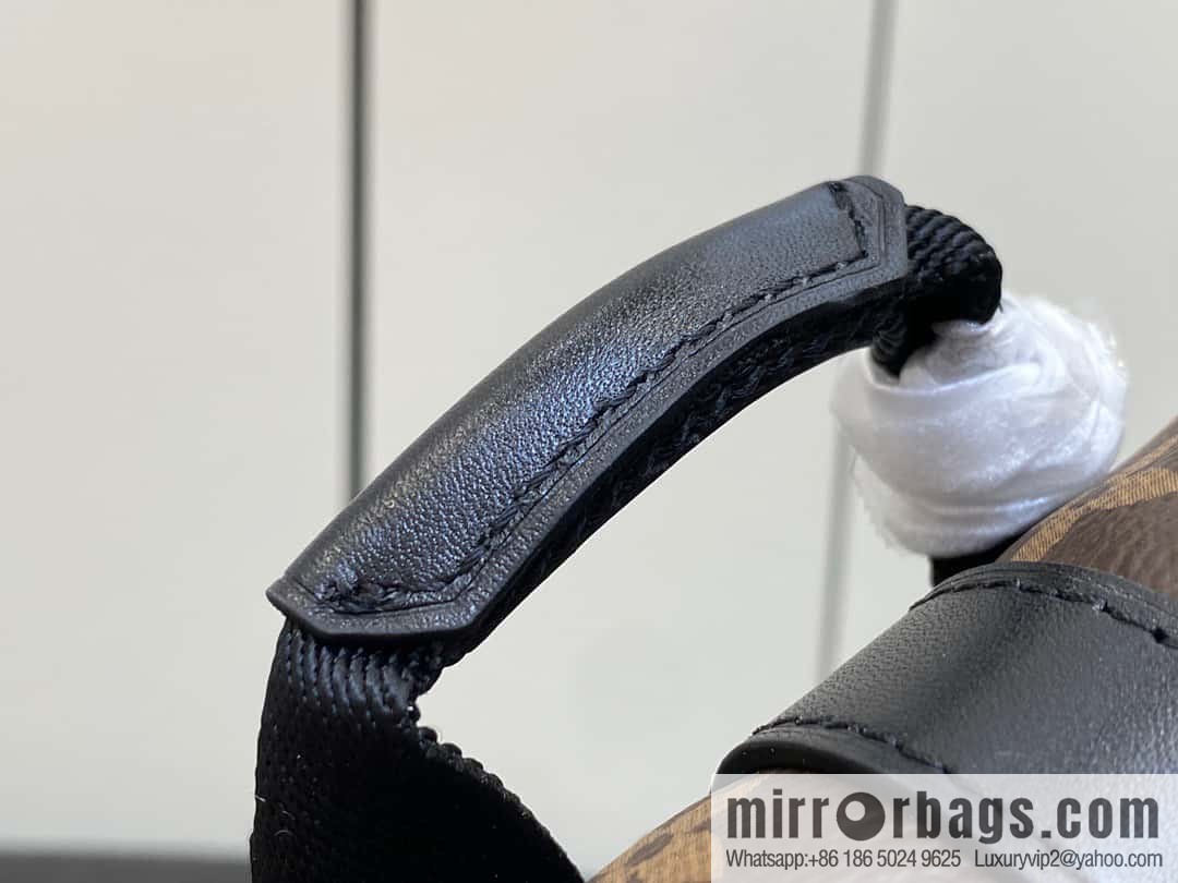 [Premium‑quality] M82769 monogram men's bag mini backpack series, autumn and winter new NANO CHRISTOPHER handbag Christopher backpack M82769 cover backpack satchel mini backpack satchel